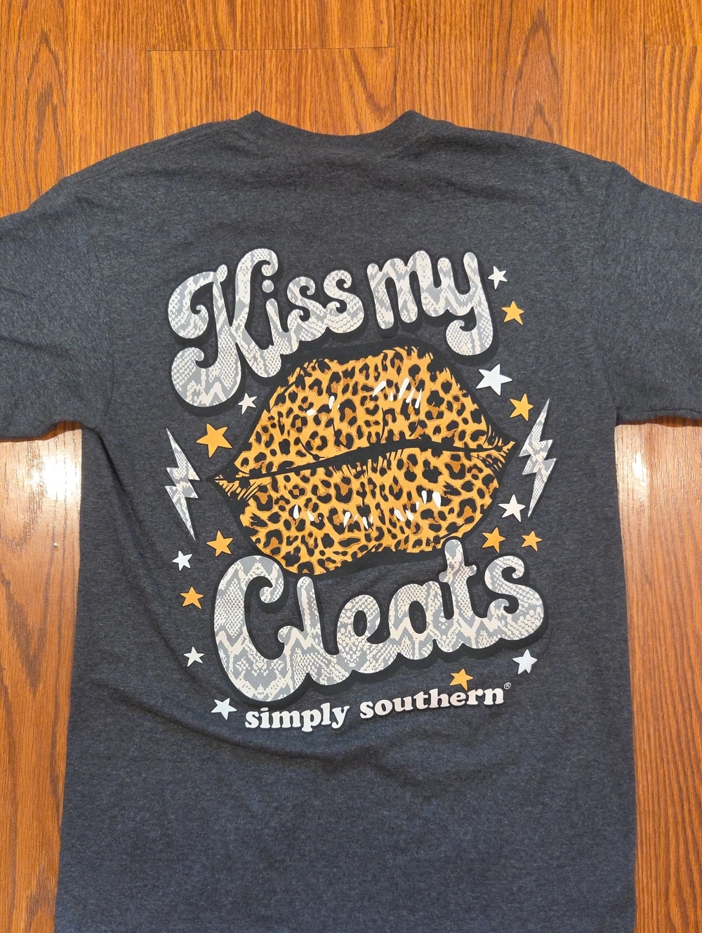 Simply Southern Charcoal Tee with Leopard Lips Graphic Kiss My Cleats